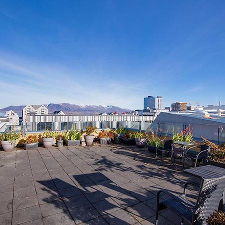 Penthouse Apartment With Panasonic Mountain View Reykjavík Exterior photo
