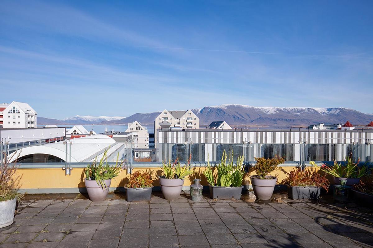Penthouse Apartment With Panasonic Mountain View Reykjavík Exterior photo
